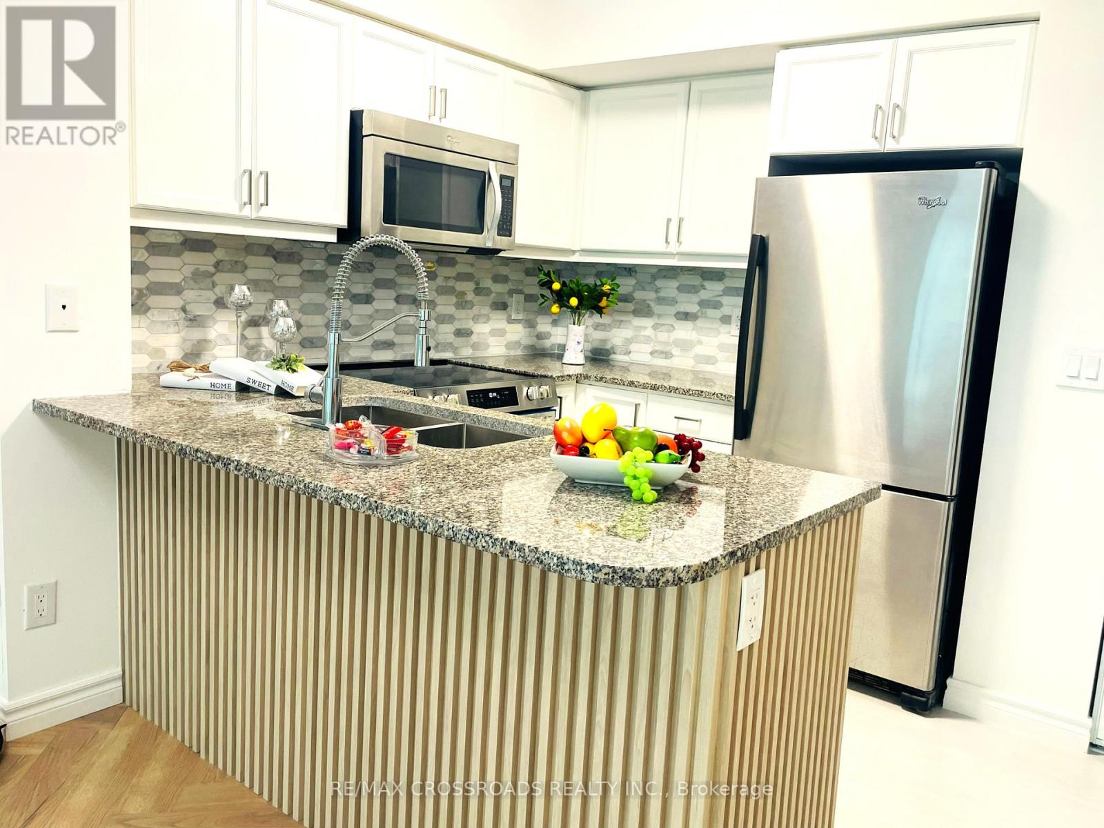 3207 - 19 Grand Trunk Crescent, Toronto, Ontario  M5J 3A3 - Photo 9 - C12496382