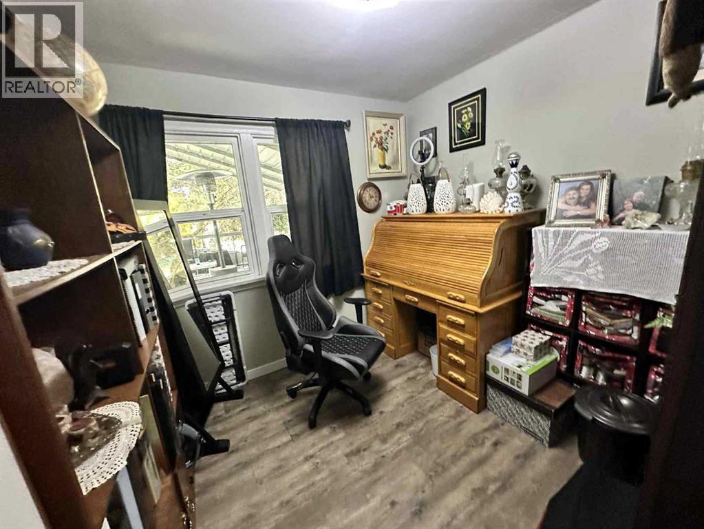 4211 45 Street, Ponoka, Alberta  T4J 1B7 - Photo 13 - A2261857