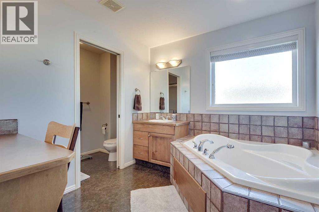 139 Allwright Close, Red Deer, Alberta  T4R 3P1 - Photo 24 - A2267920