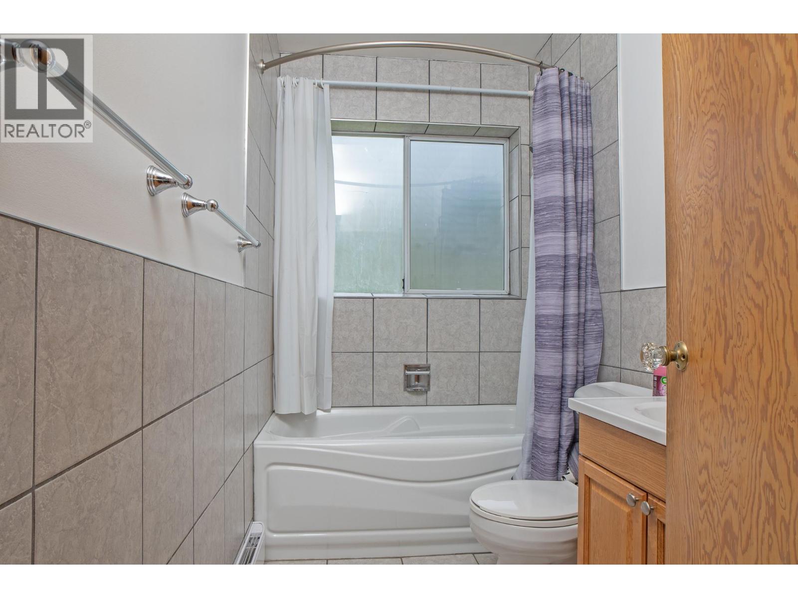 1610 Eastman Avenue, Riondel, British Columbia  V0B 2B0 - Photo 13 - 10359991