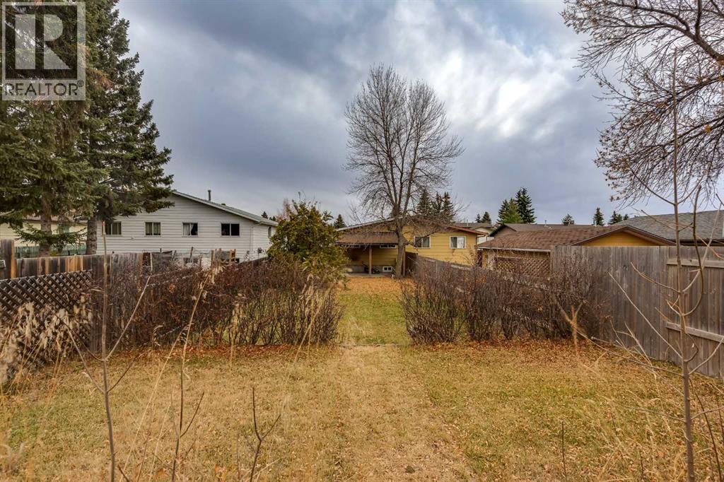 3905 54 Avenue, Innisfail, Alberta  T4G 1E9 - Photo 39 - A2268006