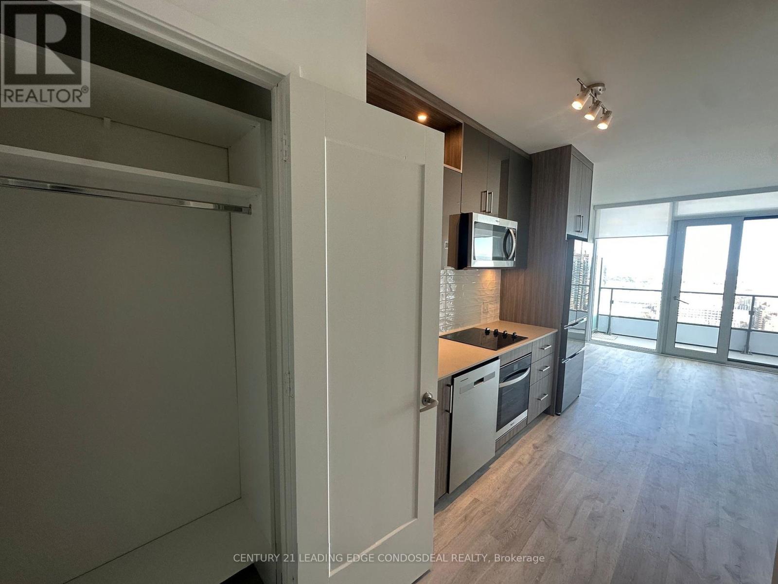 Ph3007 - 70 Princess Street, Toronto, Ontario  M5A 0X6 - Photo 3 - C12501238