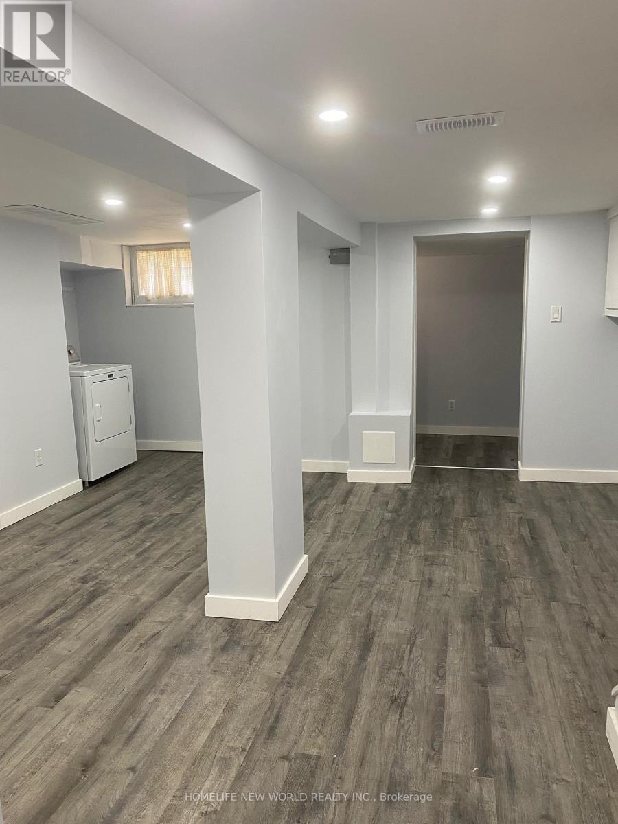 312 Whitmore B2 Avenue, Toronto, Ontario  M6E 2N4 - Photo 2 - W12501246