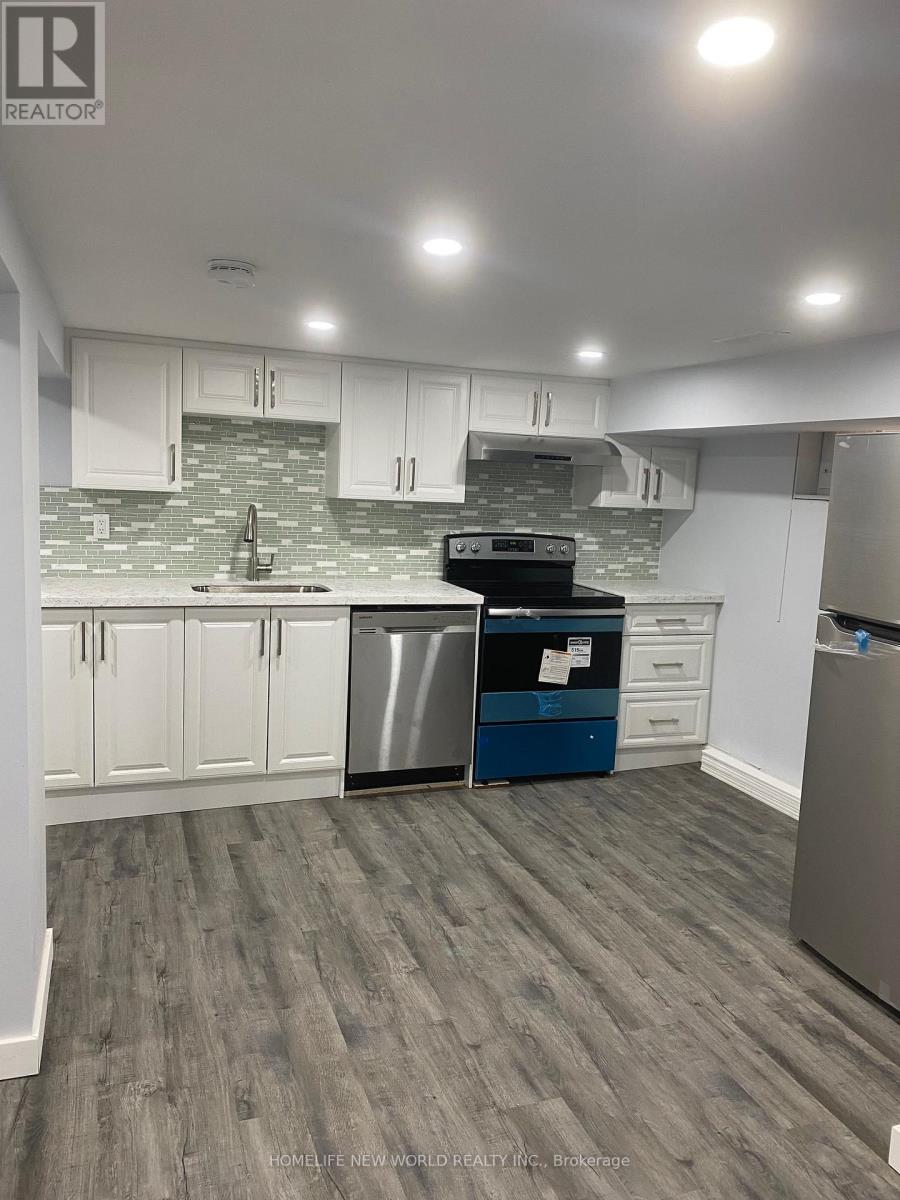 312 Whitmore B2 Avenue, Toronto, Ontario  M6E 2N4 - Photo 3 - W12501246