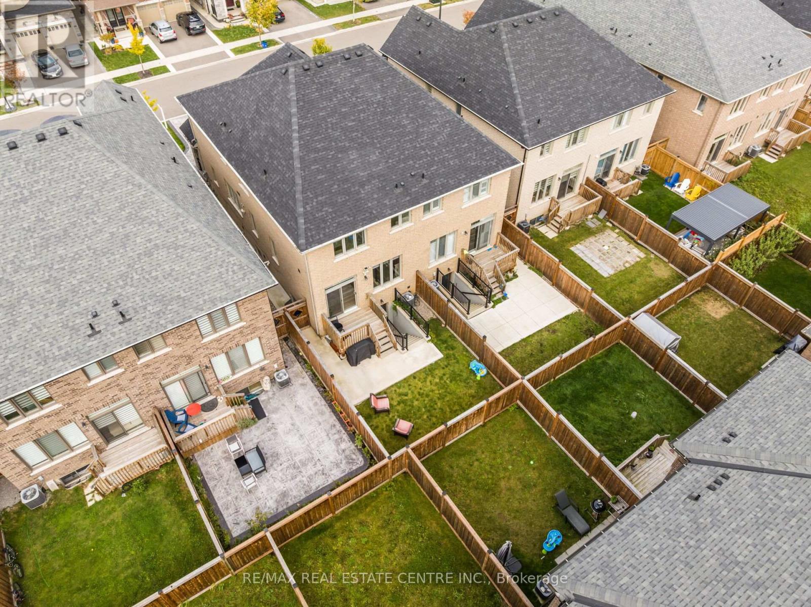 488 Parent Place Street, Milton, Ontario  L9E 1L4 - Photo 45 - W12501038