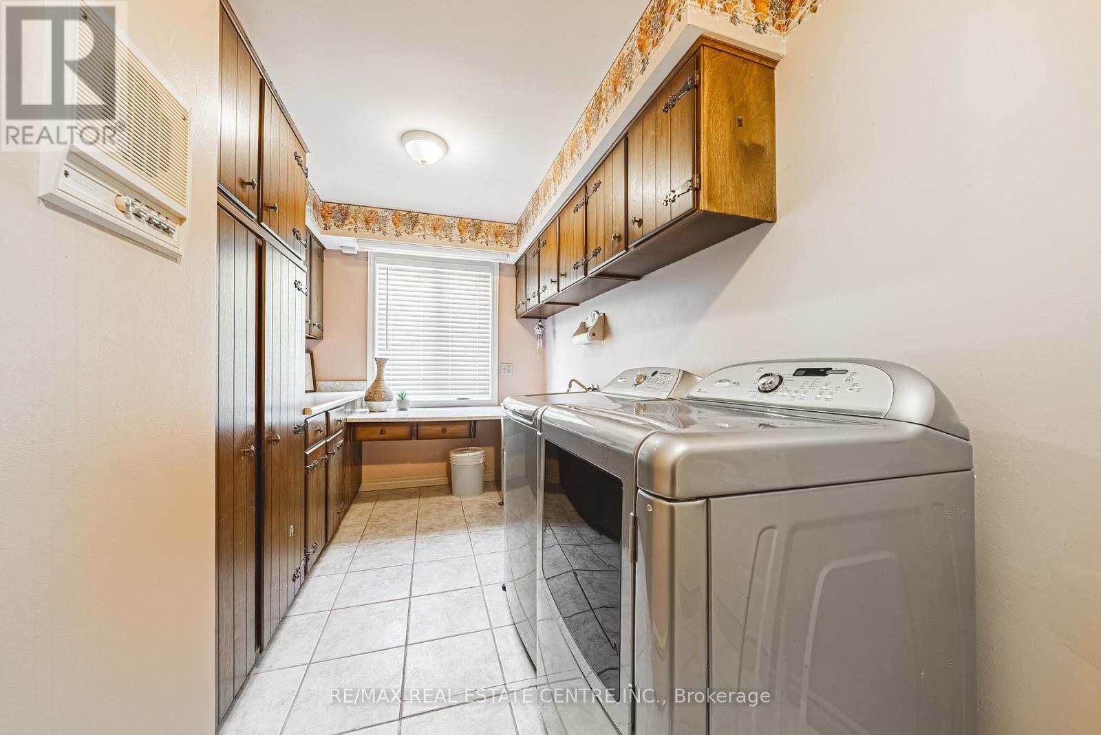 1751 Cheese Factory Road, North Dumfries, Ontario  N0B 1L0 - Photo 25 - X12501242