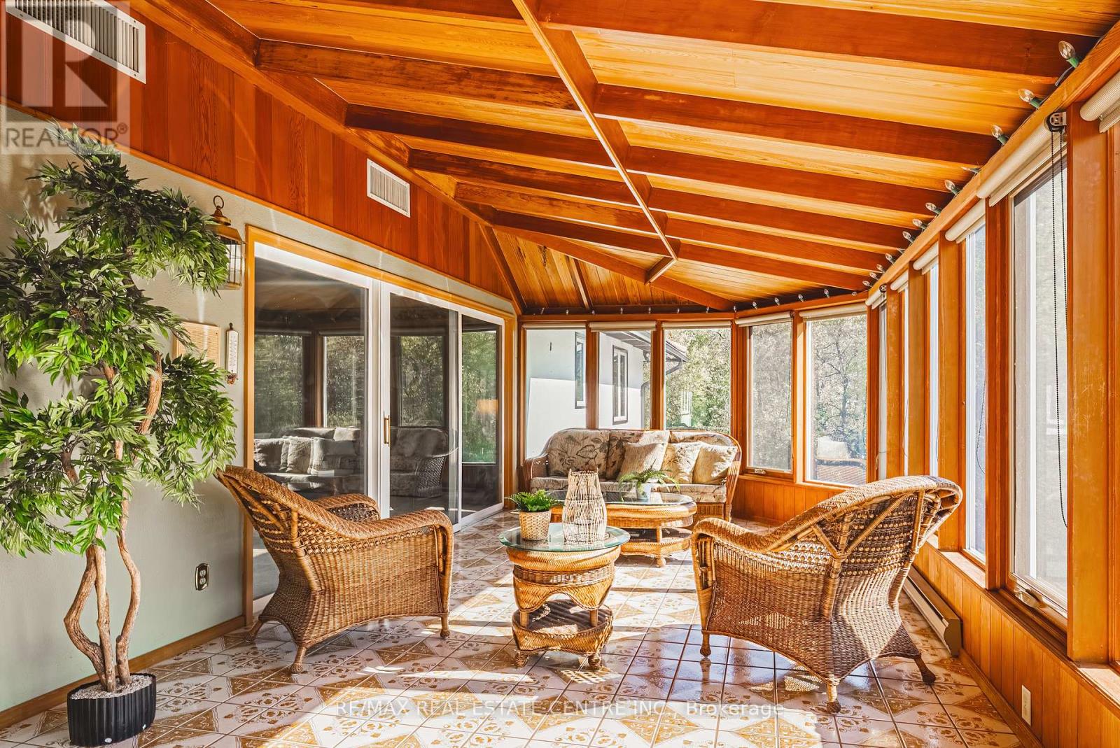 1751 Cheese Factory Road, North Dumfries, Ontario  N0B 1L0 - Photo 28 - X12501242