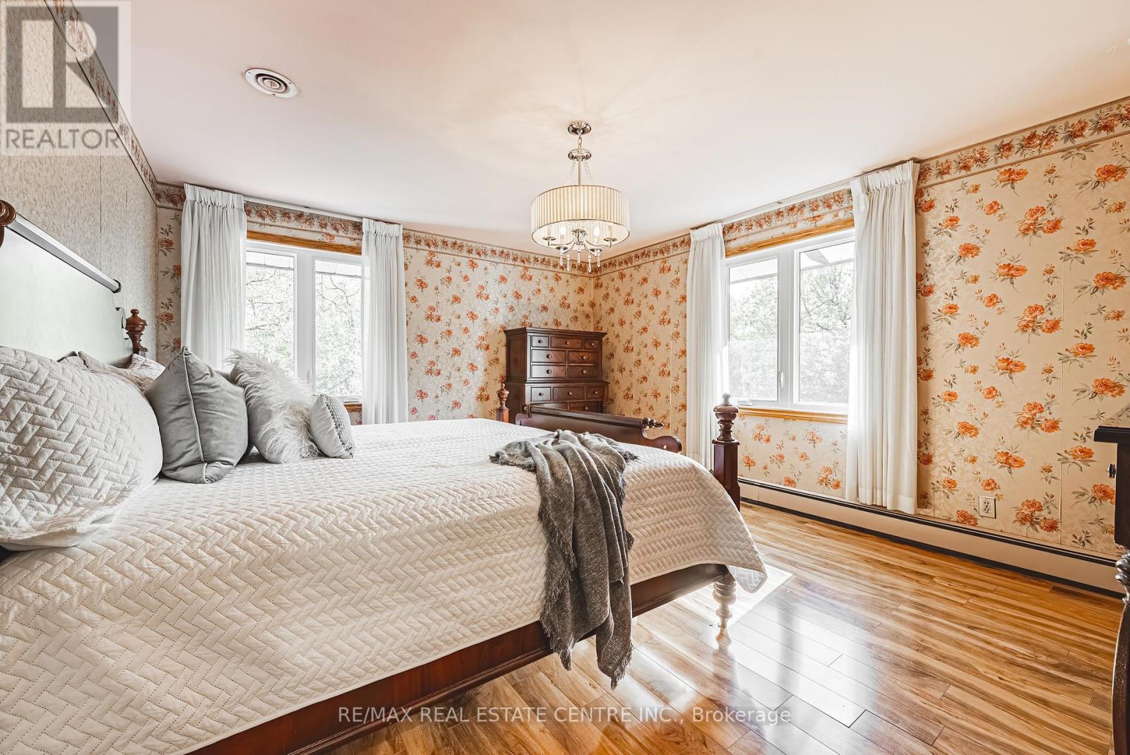 1751 Cheese Factory Road, North Dumfries, Ontario  N0B 1L0 - Photo 31 - X12501242