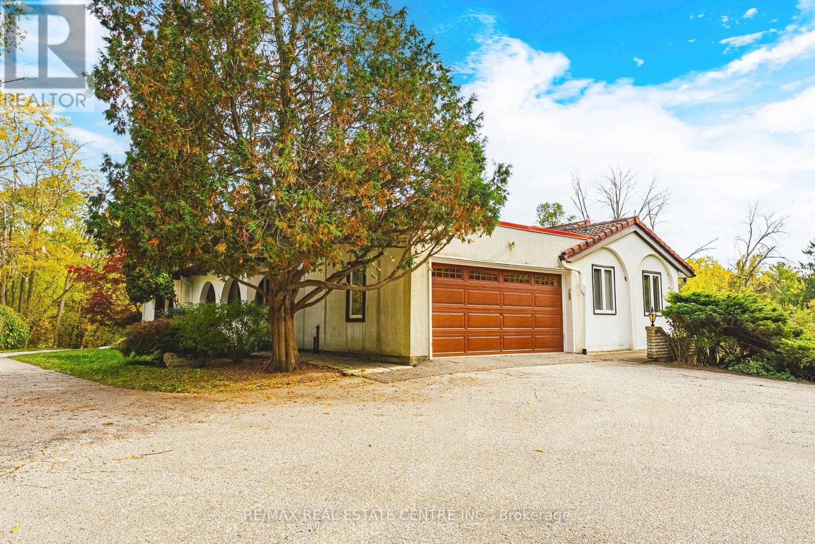 1751 Cheese Factory Road, North Dumfries, Ontario  N0B 1L0 - Photo 4 - X12501242