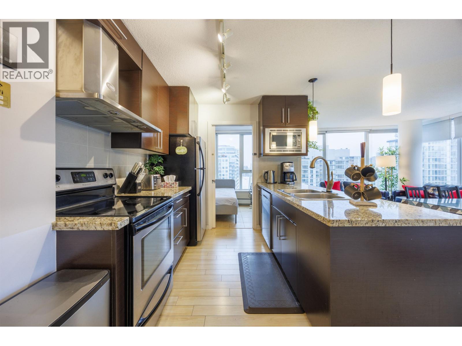 3207 689 Abbott Street, Vancouver, British Columbia  V6B 0J2 - Photo 5 - R3061563