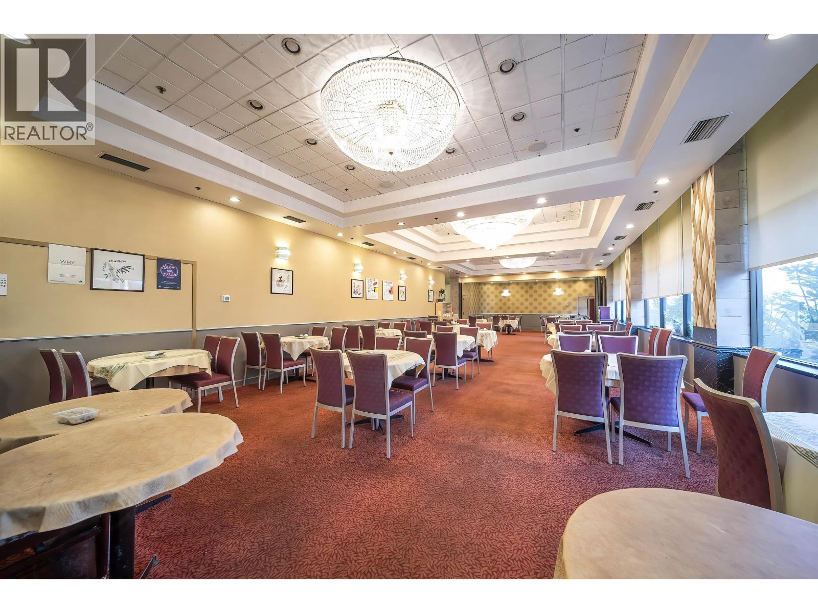 705 W Broadway, Vancouver, British Columbia V5Z 1J5 - Photo 2 - C8073368