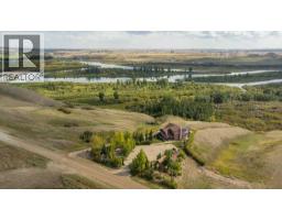 255075 Township Road 215A