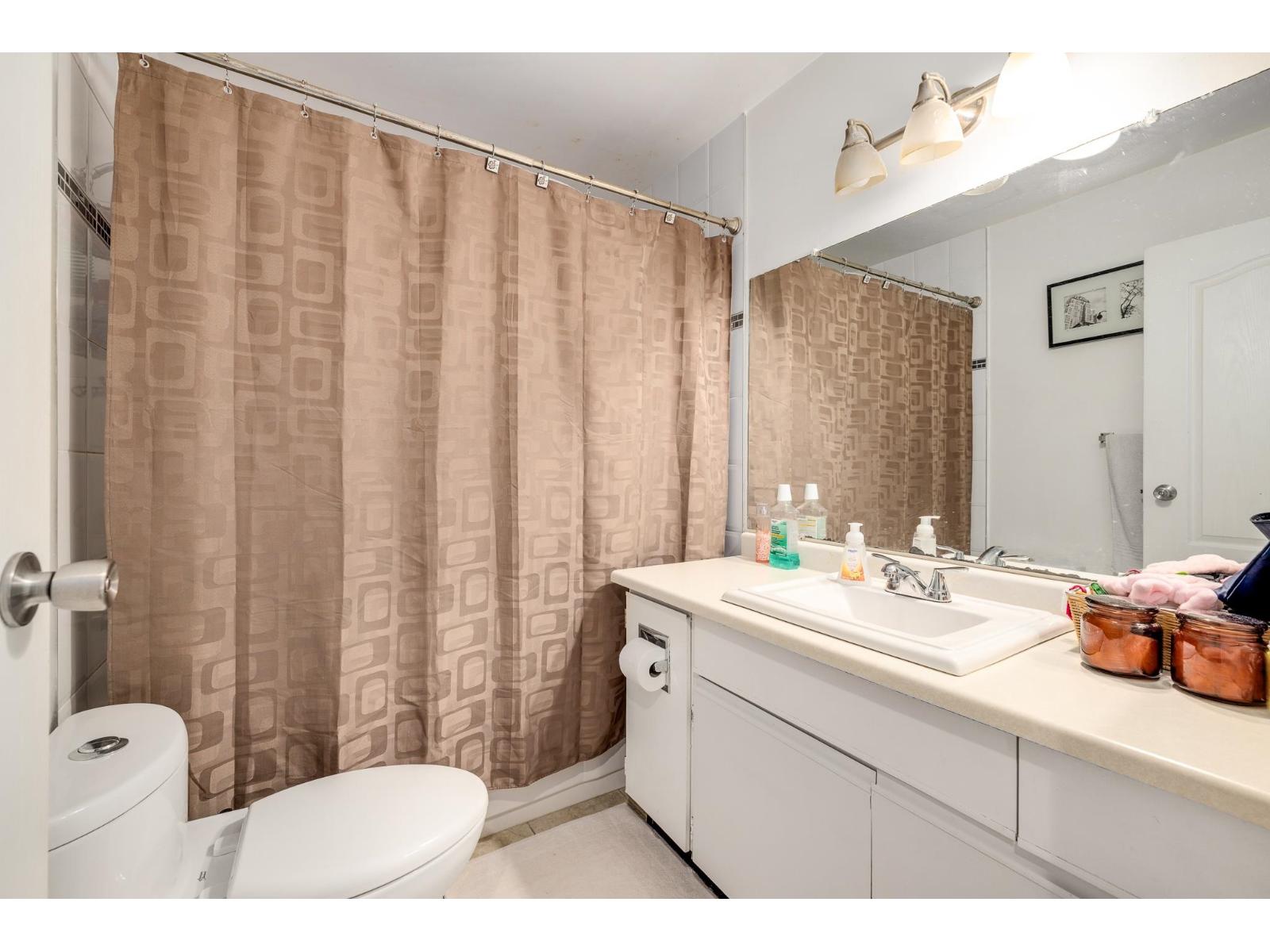 14834 Holly Park Lane, Surrey, British Columbia  V3R 6Y2 - Photo 17 - R3060853