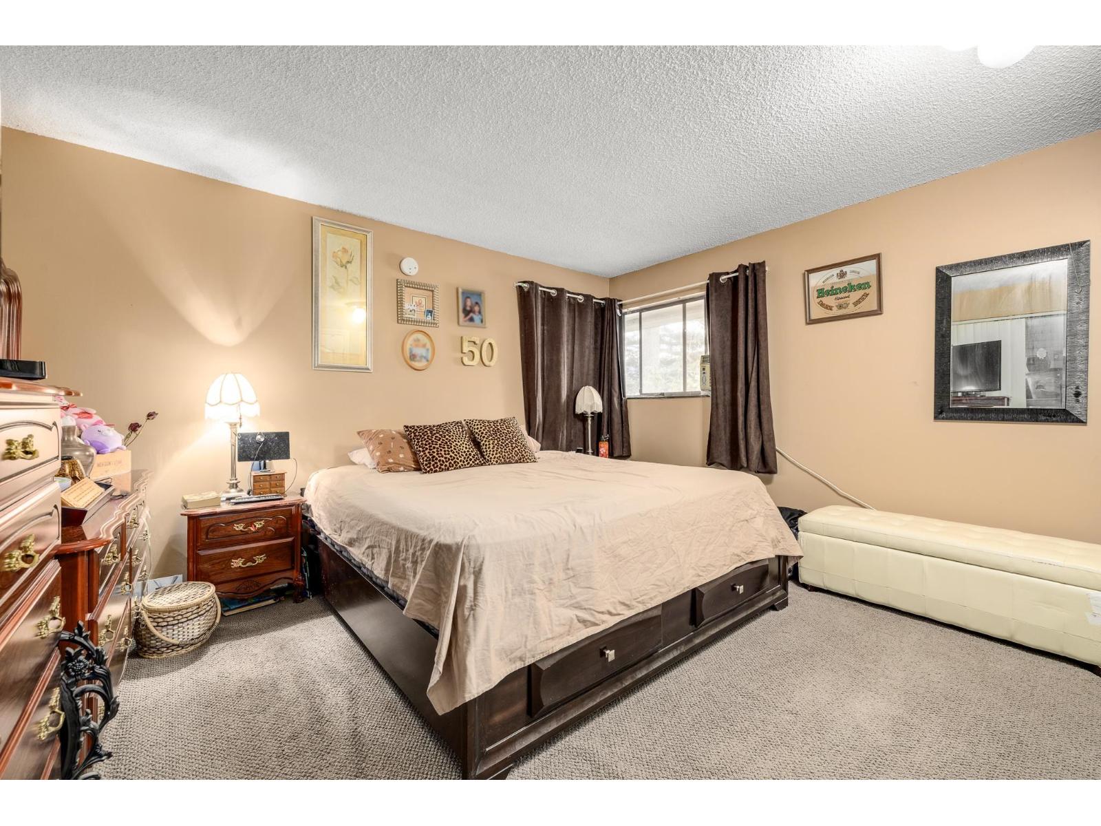 14834 Holly Park Lane, Surrey, British Columbia  V3R 6Y2 - Photo 13 - R3060853