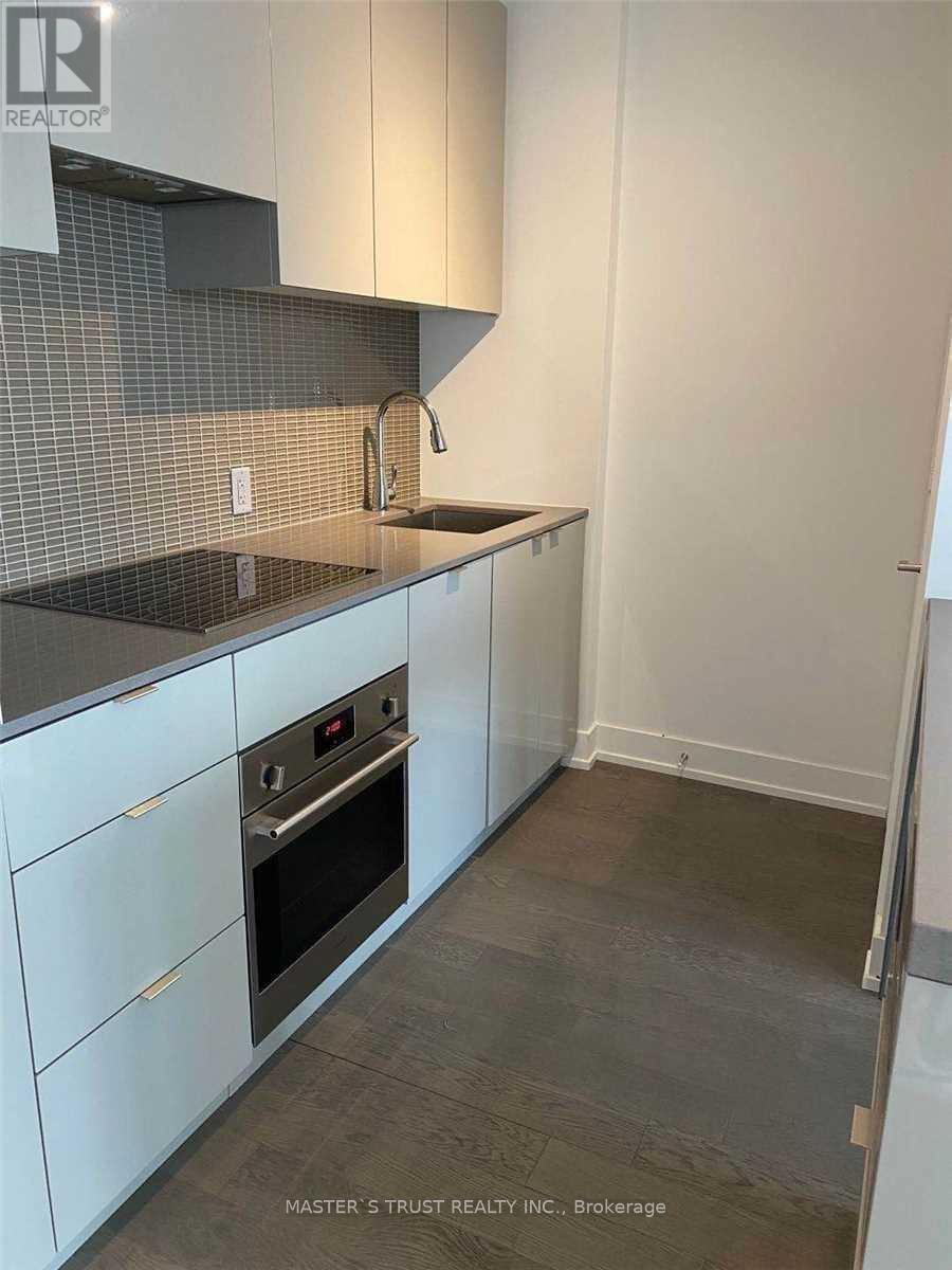 2205 - 7 Grenville Street, Toronto, Ontario  M4Y 0E9 - Photo 2 - C12501256