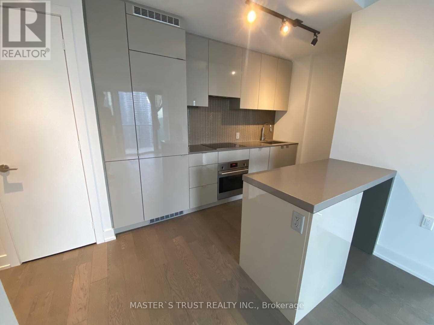 2205 - 7 Grenville Street, Toronto, Ontario  M4Y 0E9 - Photo 4 - C12501256