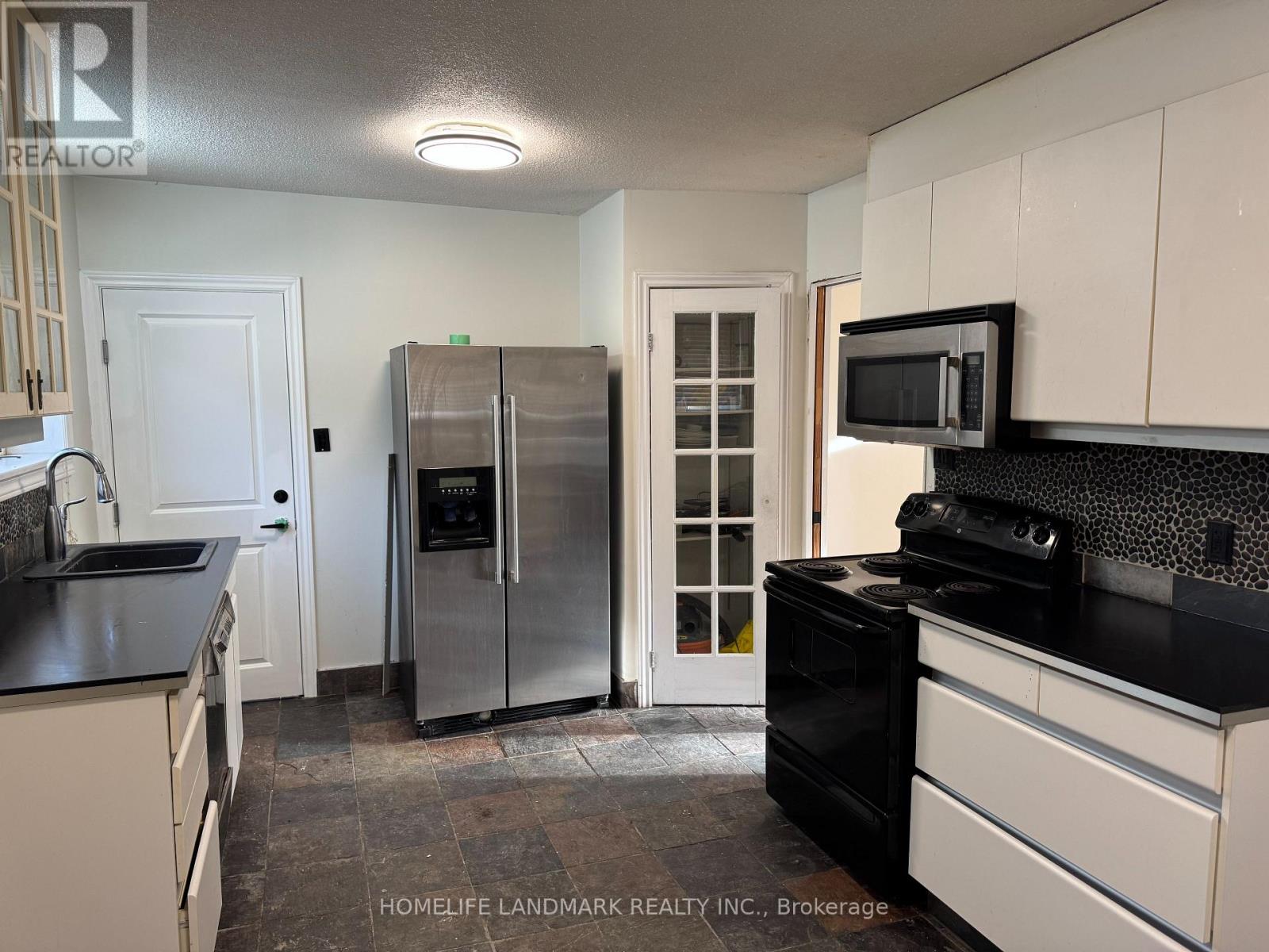 35 Nisbet Drive, Aurora, Ontario  L4G 2K4 - Photo 13 - N12501262