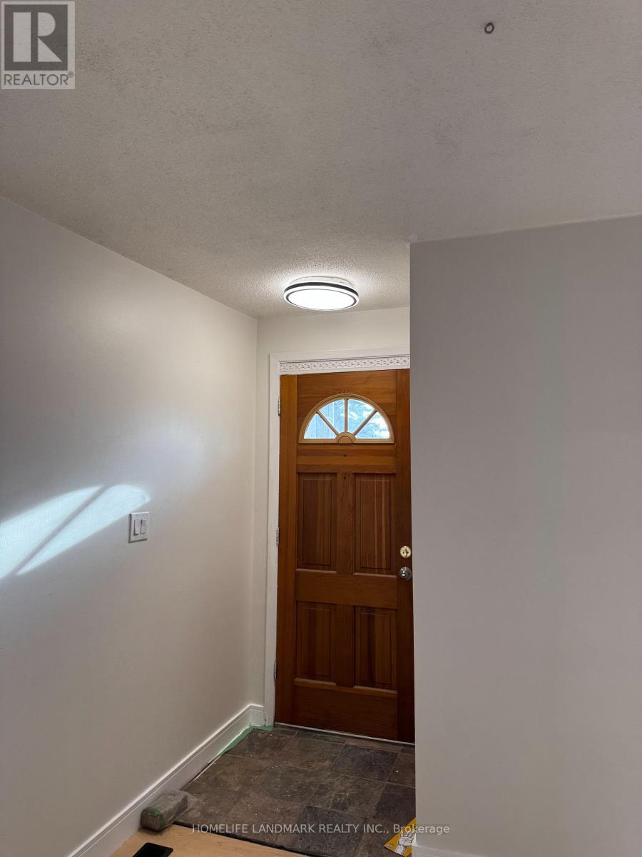 35 Nisbet Drive, Aurora, Ontario  L4G 2K4 - Photo 9 - N12501262