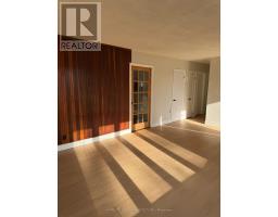 35 NISBET DRIVE, Aurora, Ontario