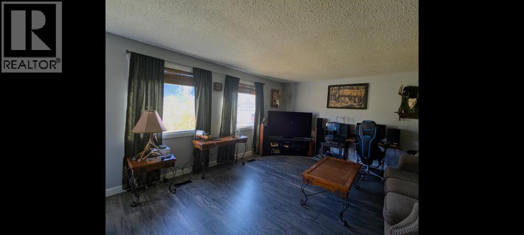 4212 44 Street, Ponoka, Alberta  T4J 1B8 - Photo 8 - A2259619