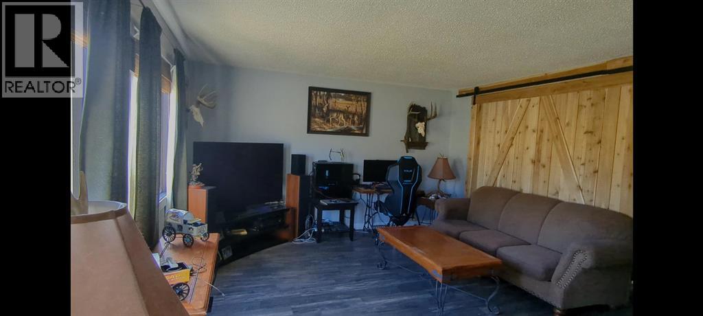 4212 44 Street, Ponoka, Alberta  T4J 1B8 - Photo 5 - A2259619