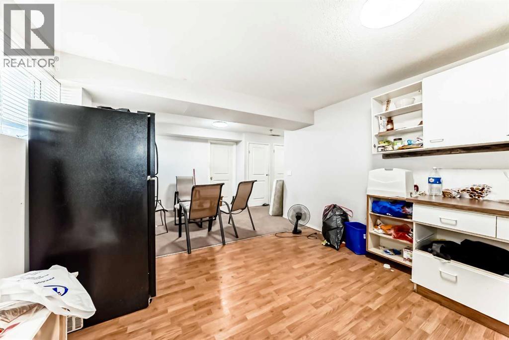 52 Martinglen Place Ne, Calgary, Alberta  T3J 3J1 - Photo 32 - A2256502