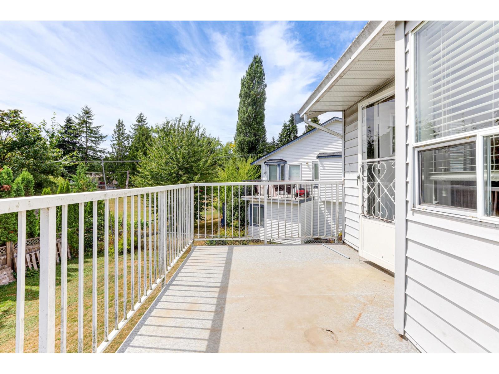 14134 67 Avenue, Surrey, British Columbia V3W 9N7 - Photo 17 - R3061390