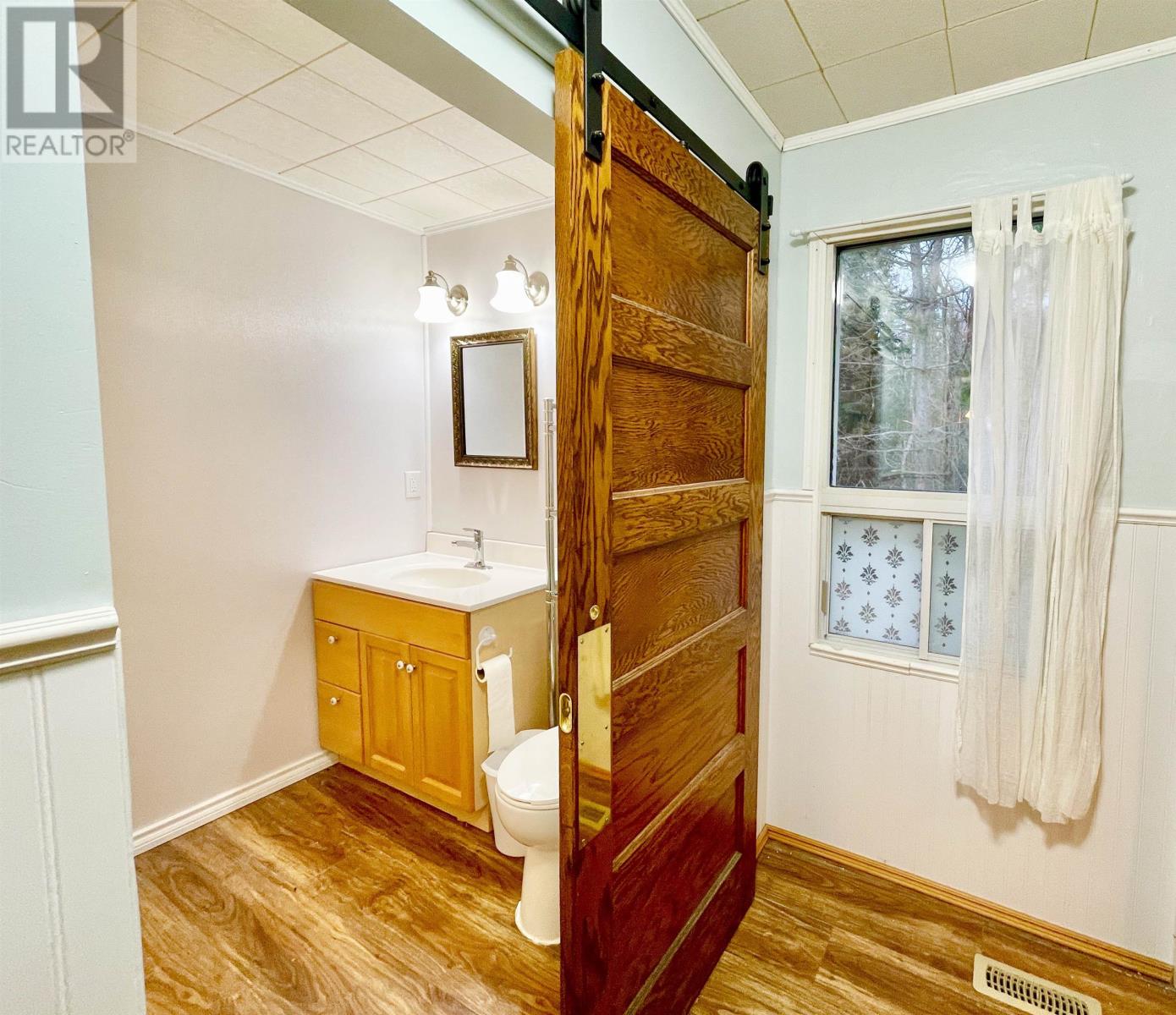 78 Armstrong St, Vermilion Bay, Ontario  P0V 2V0 - Photo 12 - TB253253