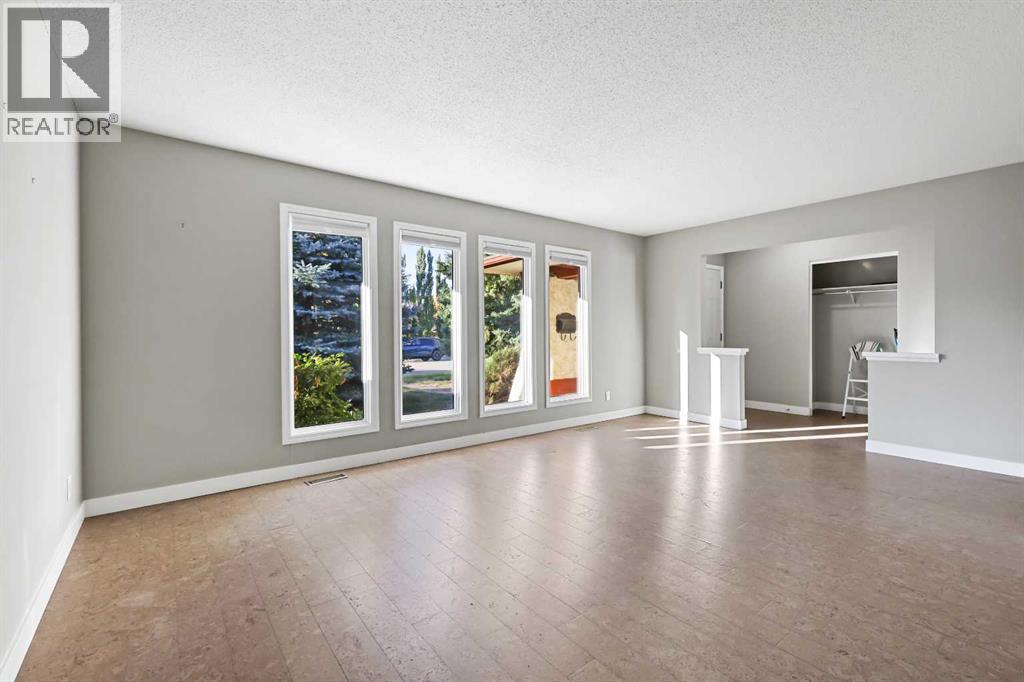 331 Parkridge Green Se, Calgary, Alberta T2J 5G1 - Photo 6 - A2262351