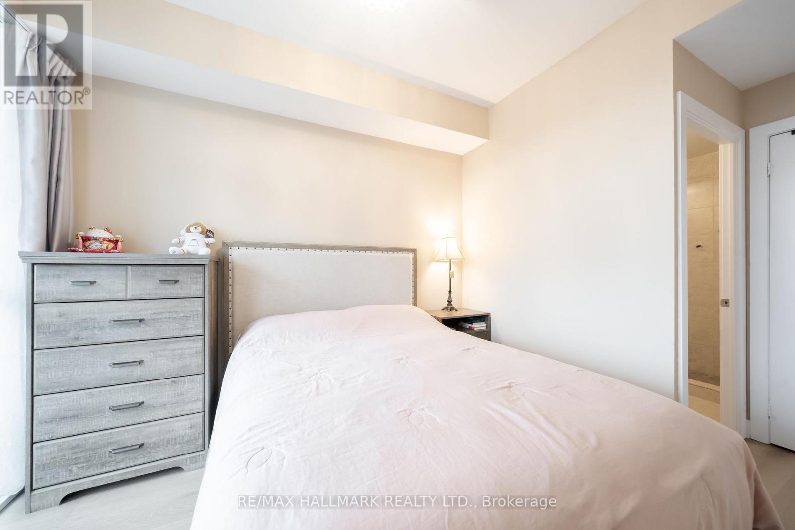 707 - 181 Bedford Road, Toronto, Ontario  M5R 0C2 - Photo 17 - C12501270