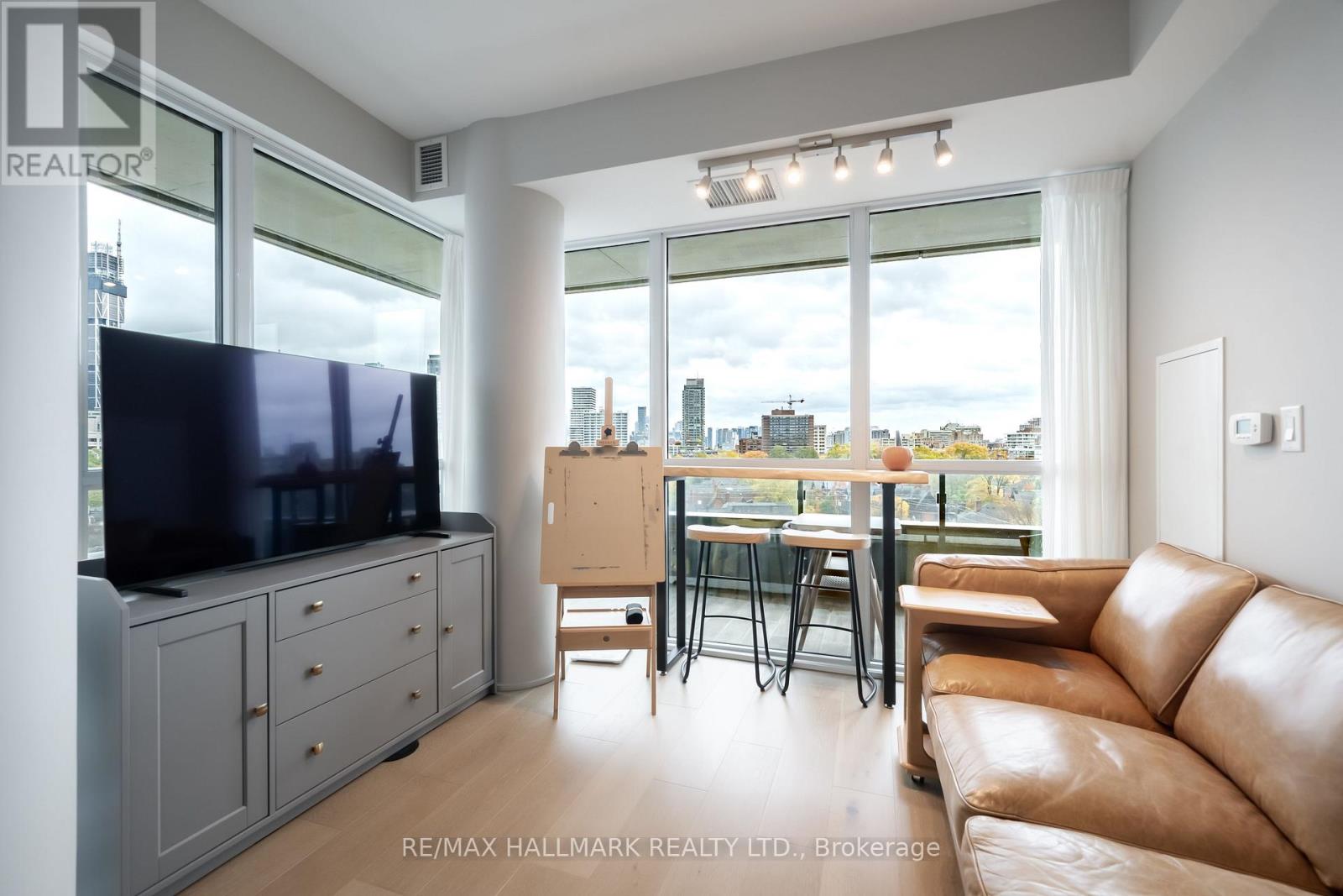 707 - 181 Bedford Road, Toronto, Ontario  M5R 0C2 - Photo 3 - C12501270