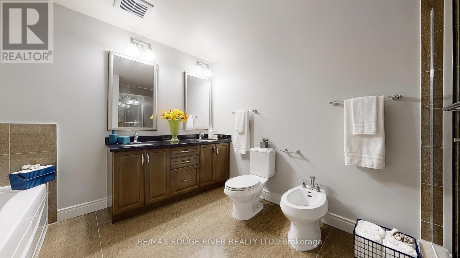 56 Clairtrell Road, Toronto, Ontario  M2N 5J6 - Photo 32 - C12501274