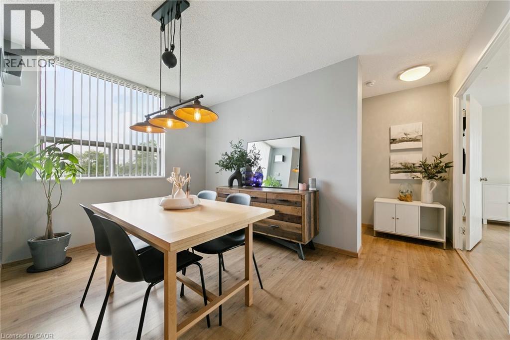 1110 Walden Circle, Mississauga, Ontario  L5J 4R3 - Photo 13 - 40785017