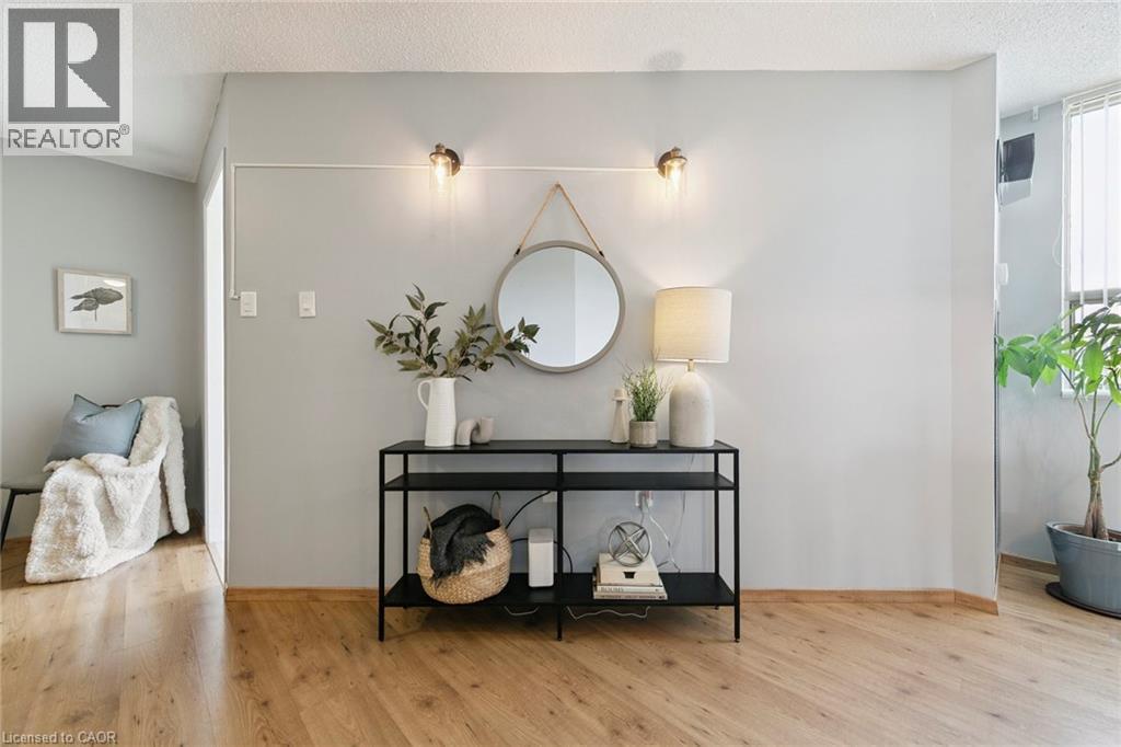 1110 Walden Circle, Mississauga, Ontario  L5J 4R3 - Photo 14 - 40785017