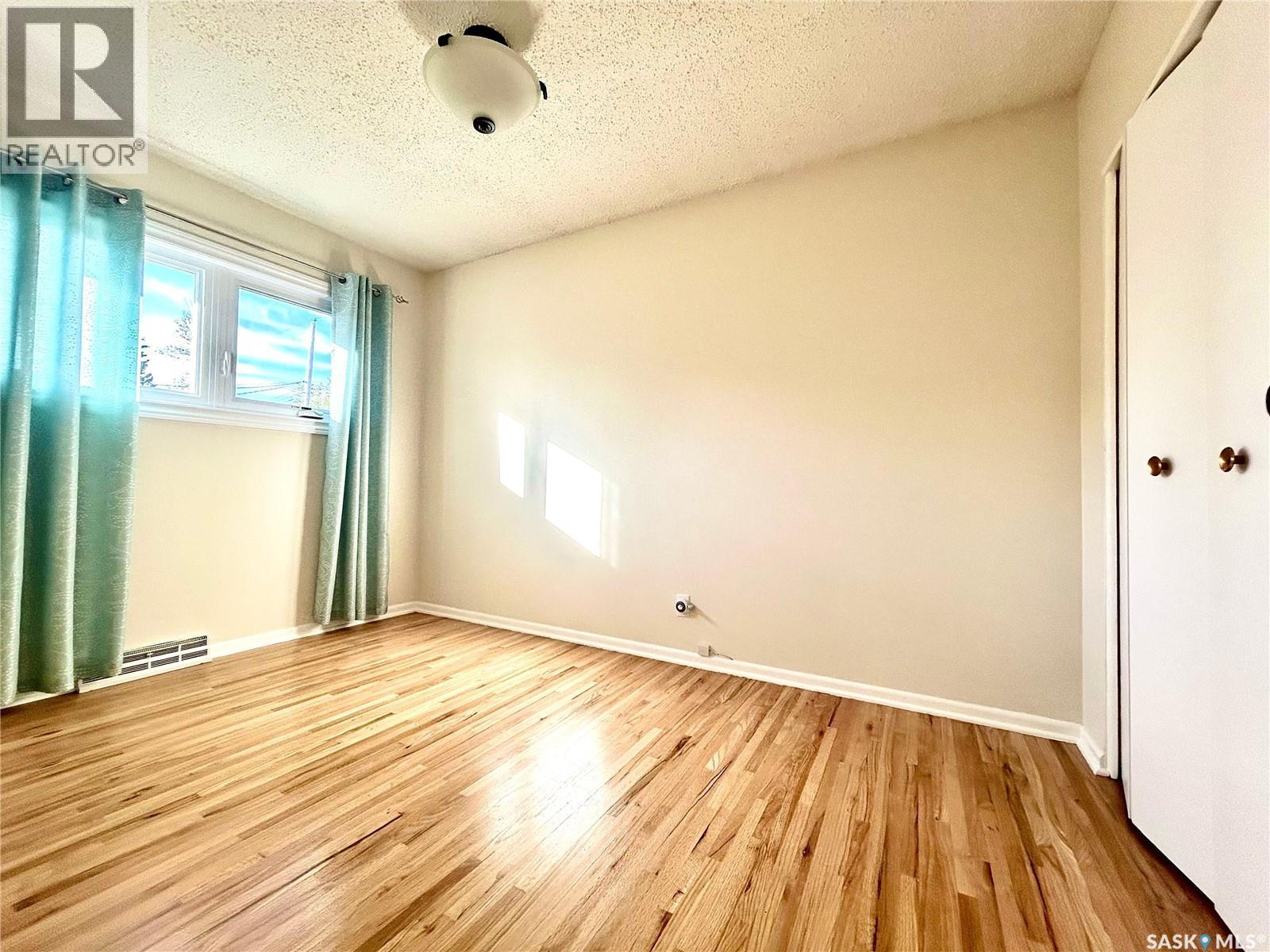 17 Mitchell Street, Saskatoon, Saskatchewan  S7H 3E9 - Photo 17 - SK020794