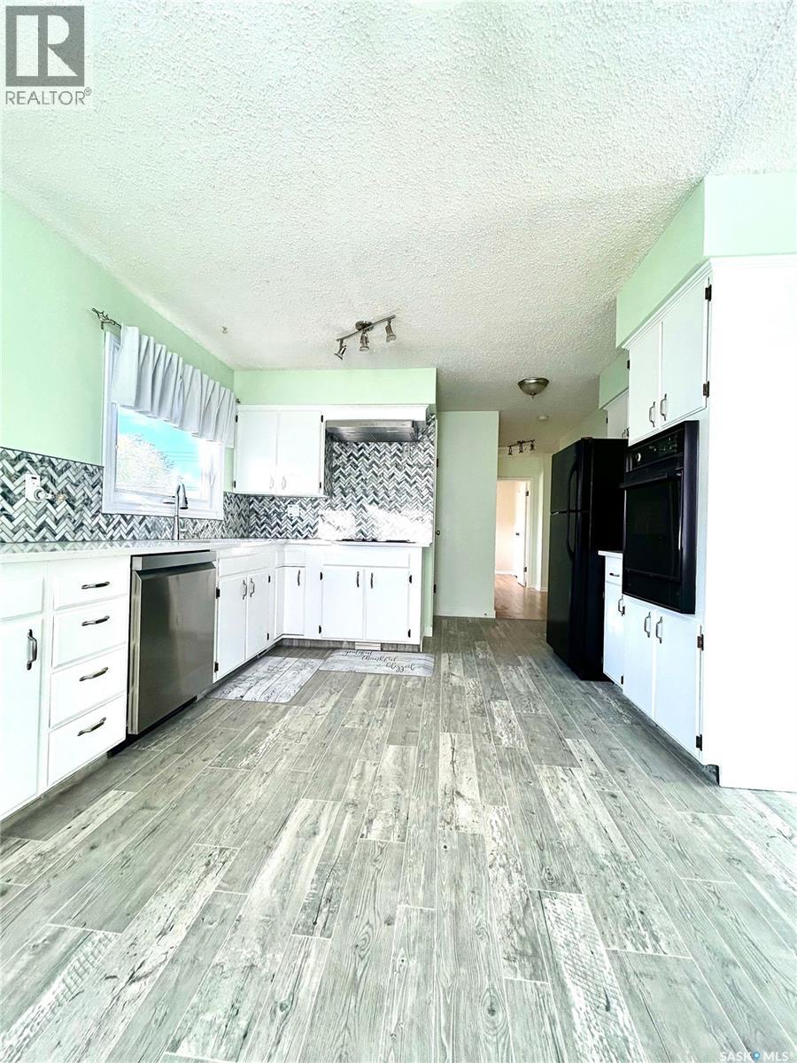 17 Mitchell Street, Saskatoon, Saskatchewan  S7H 3E9 - Photo 10 - SK020794