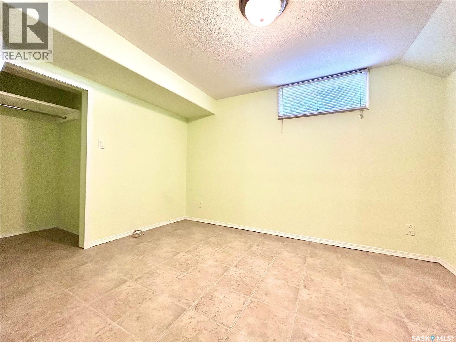 17 Mitchell Street, Saskatoon, Saskatchewan  S7H 3E9 - Photo 24 - SK020794