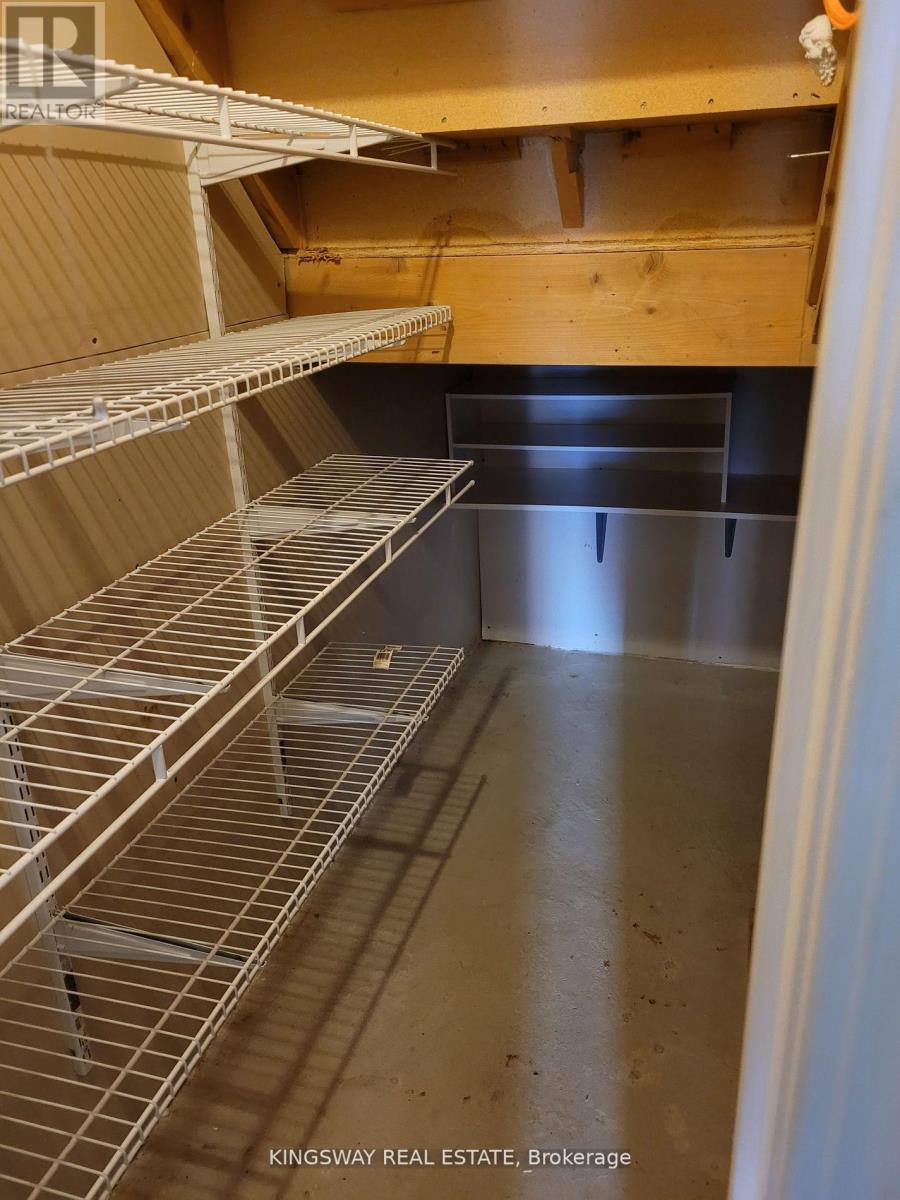 38 - 2 Clay Brick Court, Brampton, Ontario  L6V 4M7 - Photo 14 - W12501276