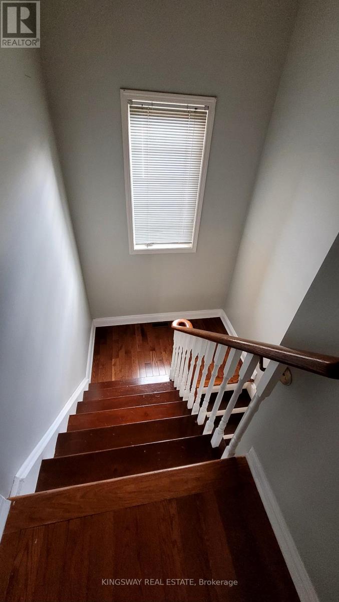 38 - 2 Clay Brick Court, Brampton, Ontario  L6V 4M7 - Photo 3 - W12501276