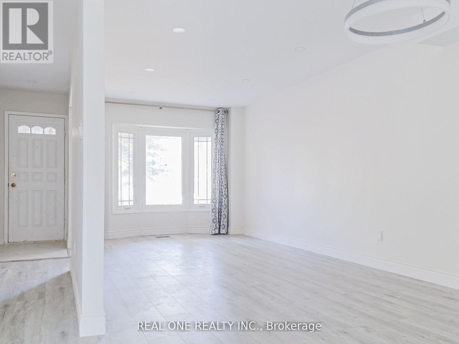 51 Cornwall Drive, Ajax, Ontario  L1T 3G2 - Photo 3 - E12501282