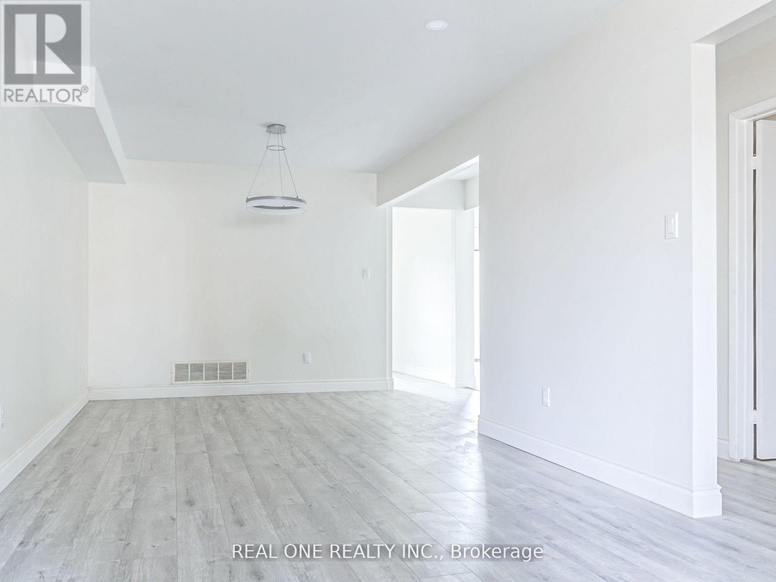 51 Cornwall Drive, Ajax, Ontario  L1T 3G2 - Photo 5 - E12501282