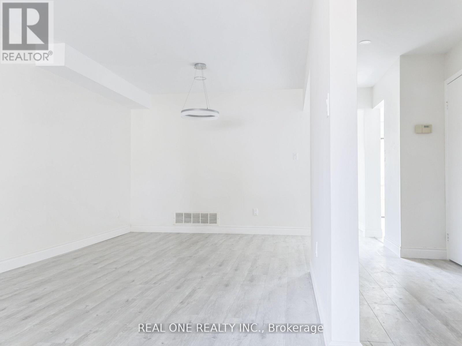 51 Cornwall Drive, Ajax, Ontario  L1T 3G2 - Photo 6 - E12501282