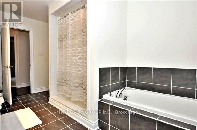 253 Rutherford Road N, Bradford West Gwillimbury, Ontario  L3Z 0X4 - Photo 10 - N12501280