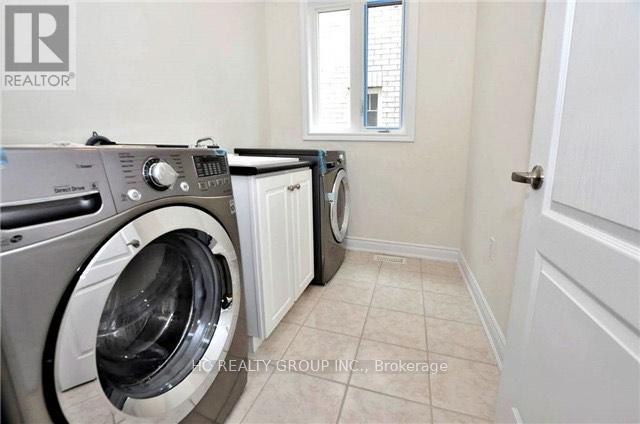 253 Rutherford Road N, Bradford West Gwillimbury, Ontario  L3Z 0X4 - Photo 12 - N12501280