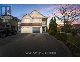 39 WEATHER VANE LANE, Brampton, Ontario