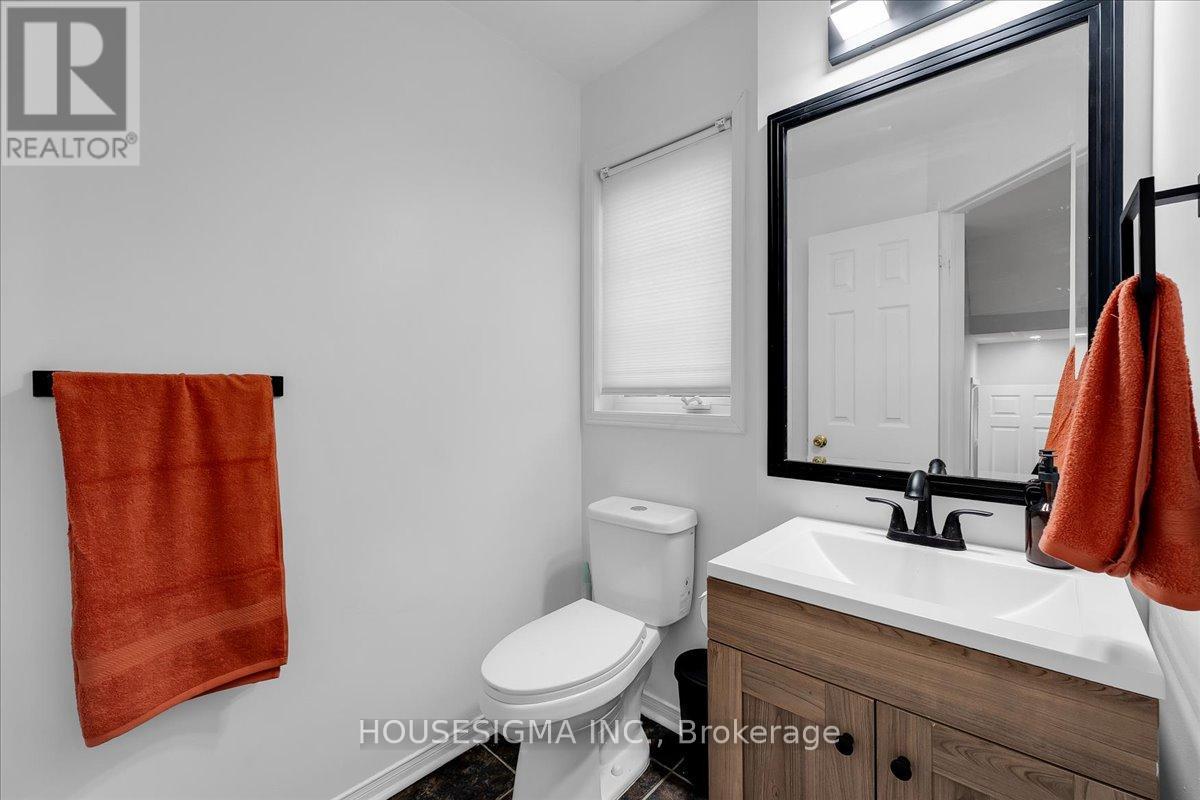 39 Weather Vane Lane, Brampton, Ontario  L6X 4R4 - Photo 17 - W12501286