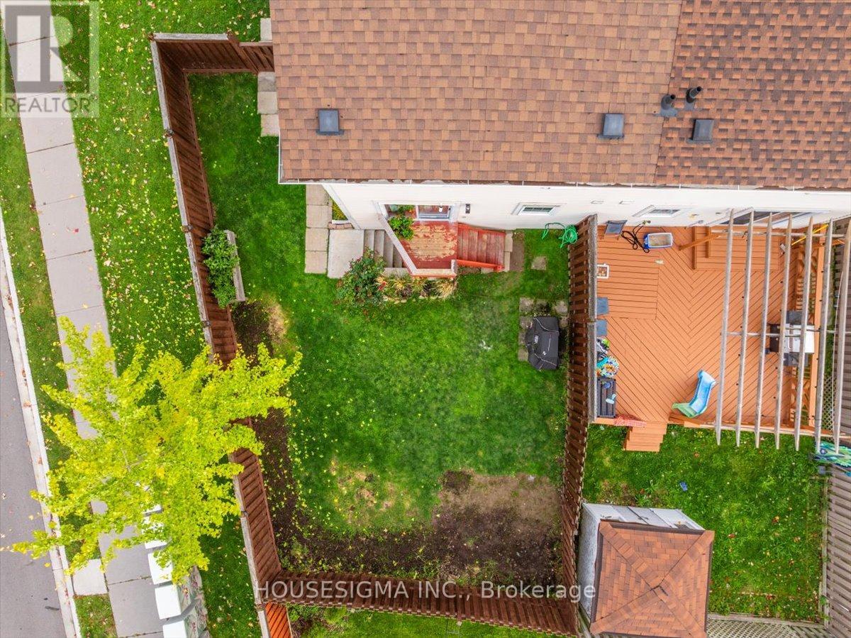 39 Weather Vane Lane, Brampton, Ontario  L6X 4R4 - Photo 40 - W12501286