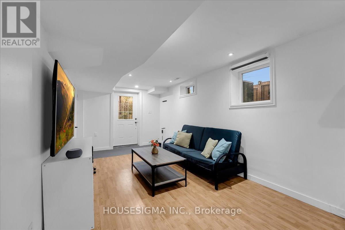 39 Weather Vane Lane, Brampton, Ontario  L6X 4R4 - Photo 34 - W12501286