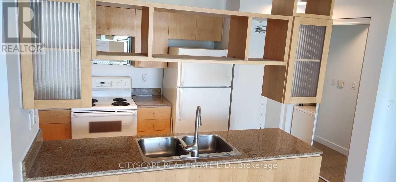 1905 - 397 Front Street W, Toronto, Ontario  M5V 3S1 - Photo 5 - C12501294