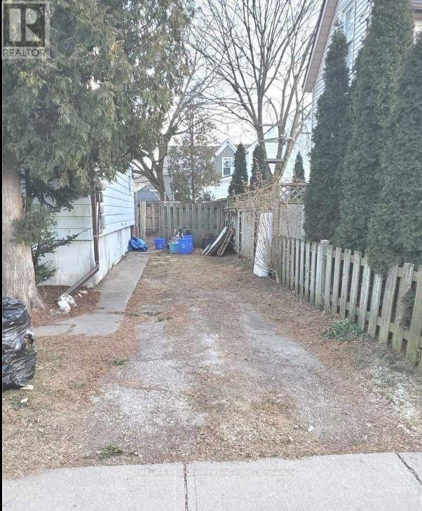 1354 Caroline Street, Burlington, Ontario  L7S 1H4 - Photo 29 - W12500354